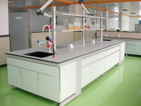 鋼木結構中央臺 鋼木結構中央臺